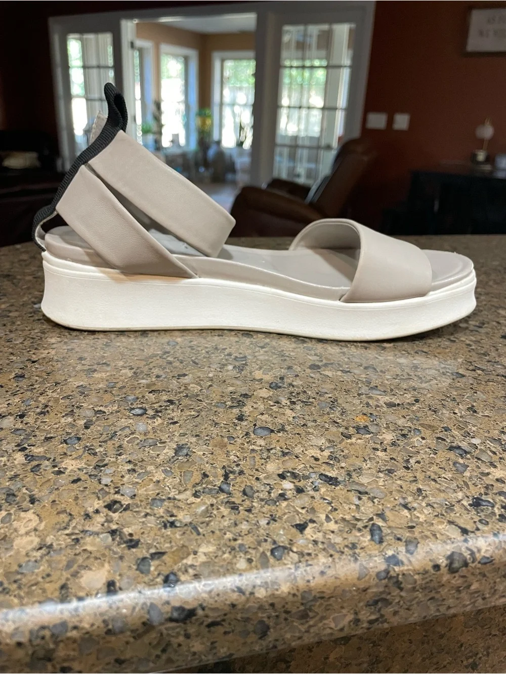 Wear w Anything! Franco Sarto Emmett Platform Sandal White Gray Sz 9 Velcro